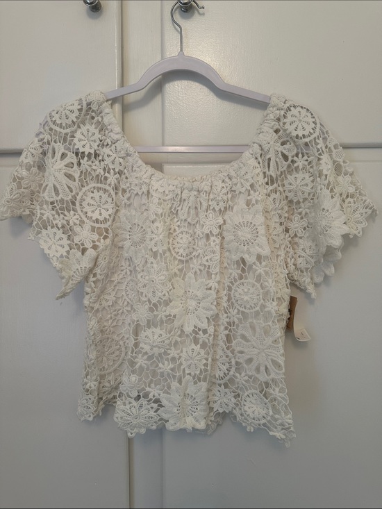 Nightcap Tops - NWT Nightcap White Lace Crochet Floral Blouse Top Short Sleeve